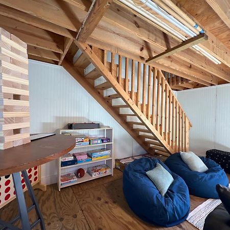5Br 4B Huge Space With 2 Level Game Barn Greenville Extérieur photo