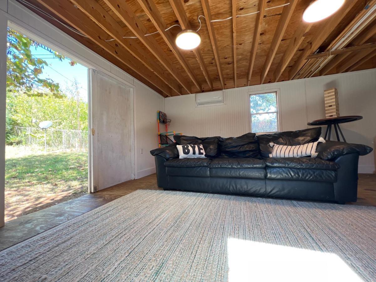 5Br 4B Huge Space With 2 Level Game Barn Greenville Extérieur photo